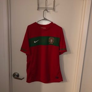 Men’s Nike Portugal 2010 World Cup jersey Large